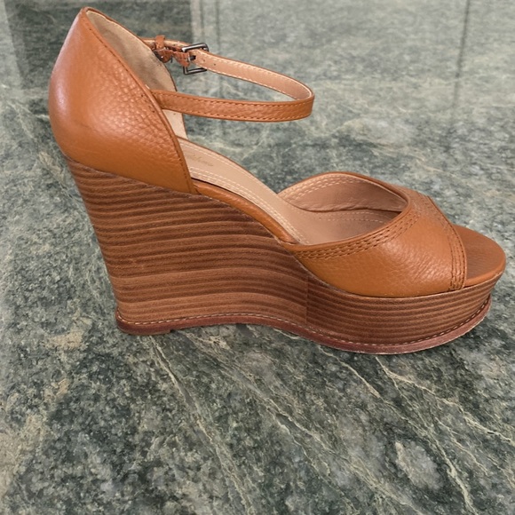 Tan Wedge Sandals — Brooks Brothers - Picture 5 of 9